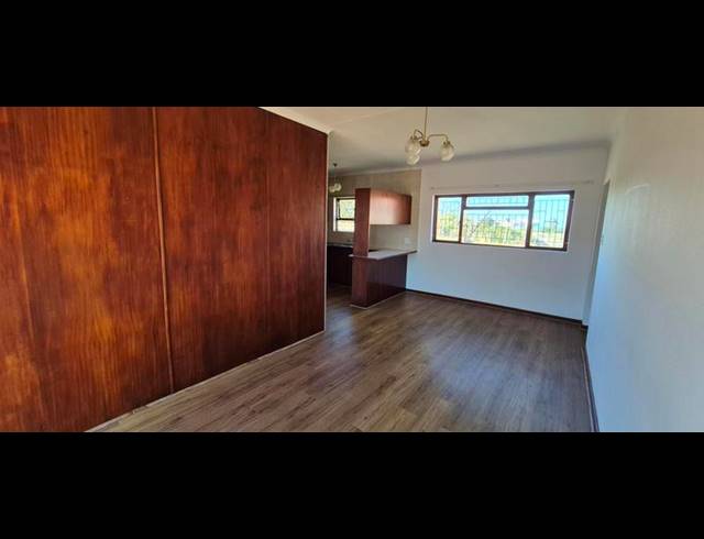 1 BEDROOM PROPERTY TO RENT IN DANA BAY